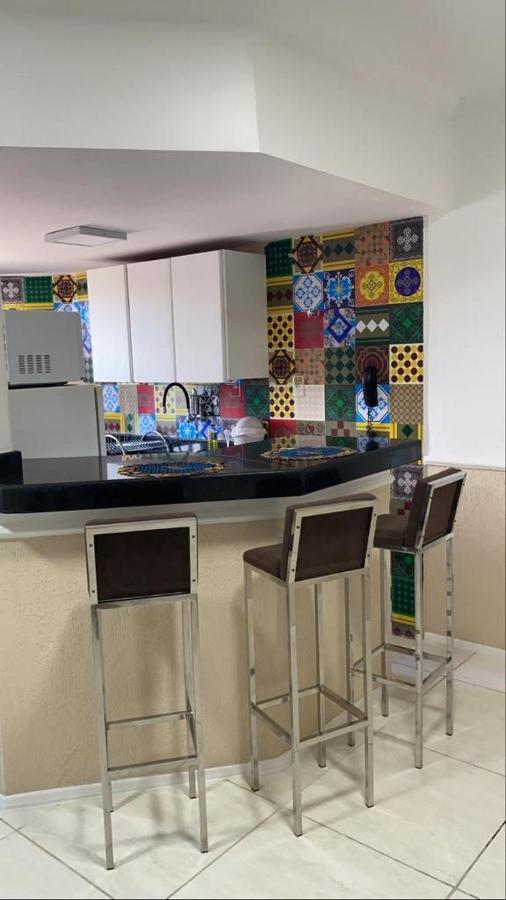 Por Temporada Em Ponta Verde, Com 02 Quartos Com Vista Lateral Mar - Localizacao Na Orla De Apartamento